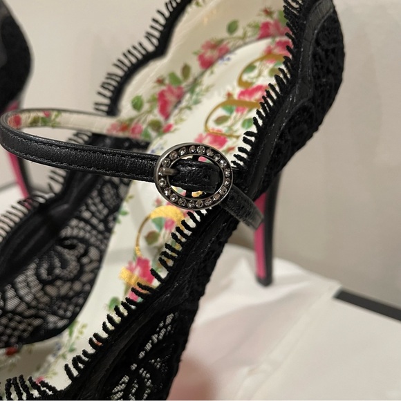 Gucci Black Mary Jane Virginia Lace Pump Sz 38.5 NEW - Picture 4 of 16